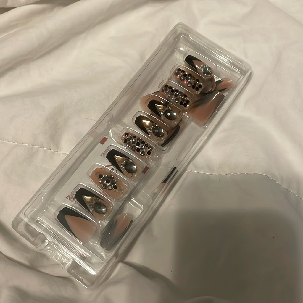 Reusable False Nails